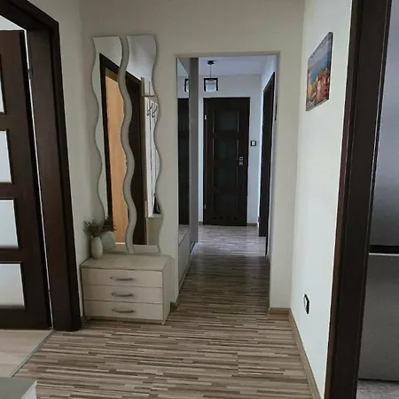 Easy Spacious 3 *